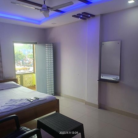 Hotel Grand View Пури Екстериор снимка