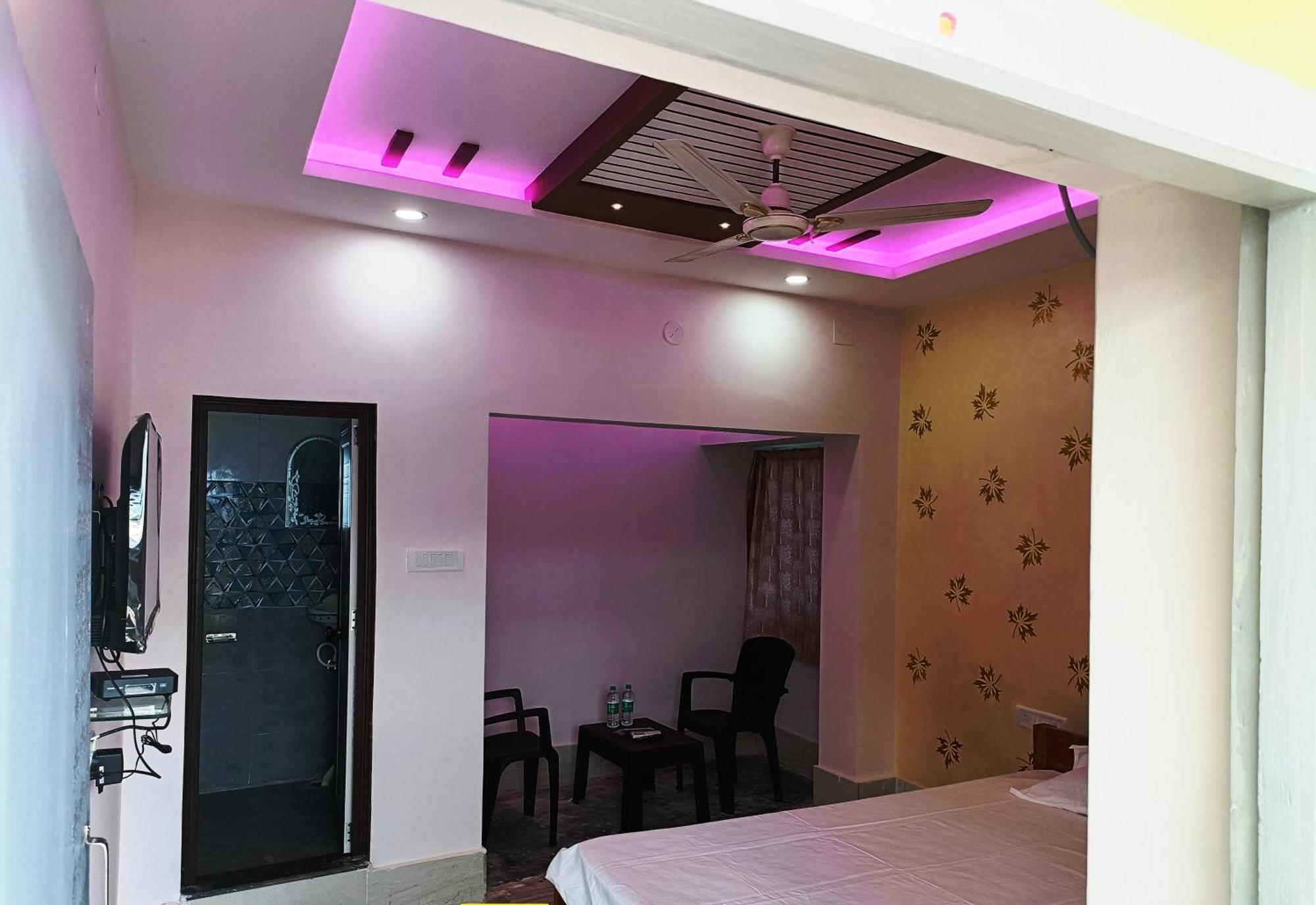 Hotel Grand View Пури Екстериор снимка