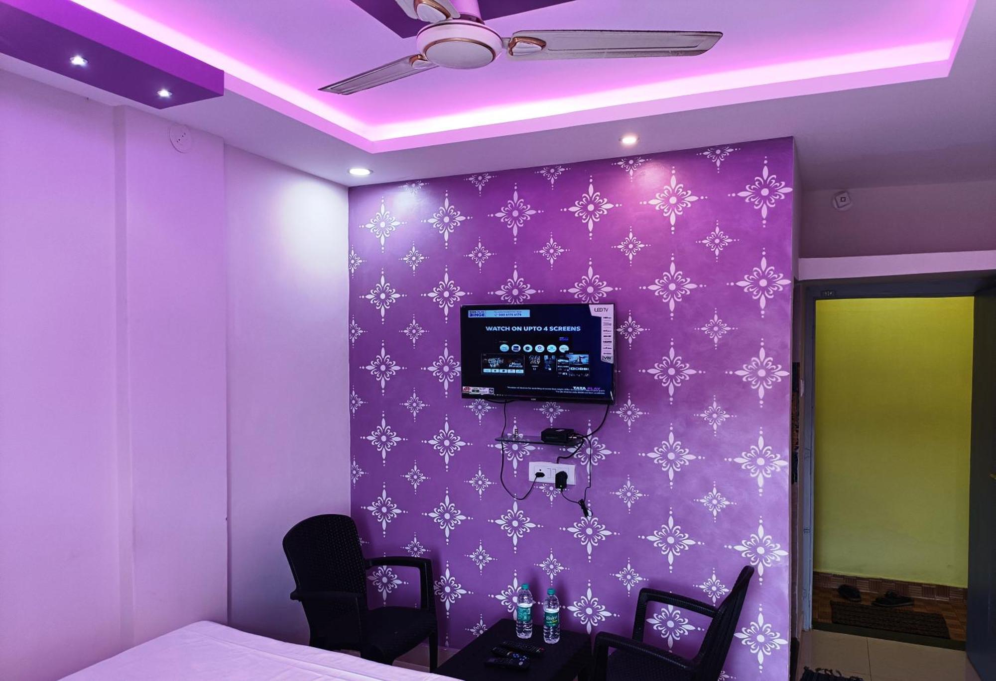 Hotel Grand View Пури Екстериор снимка
