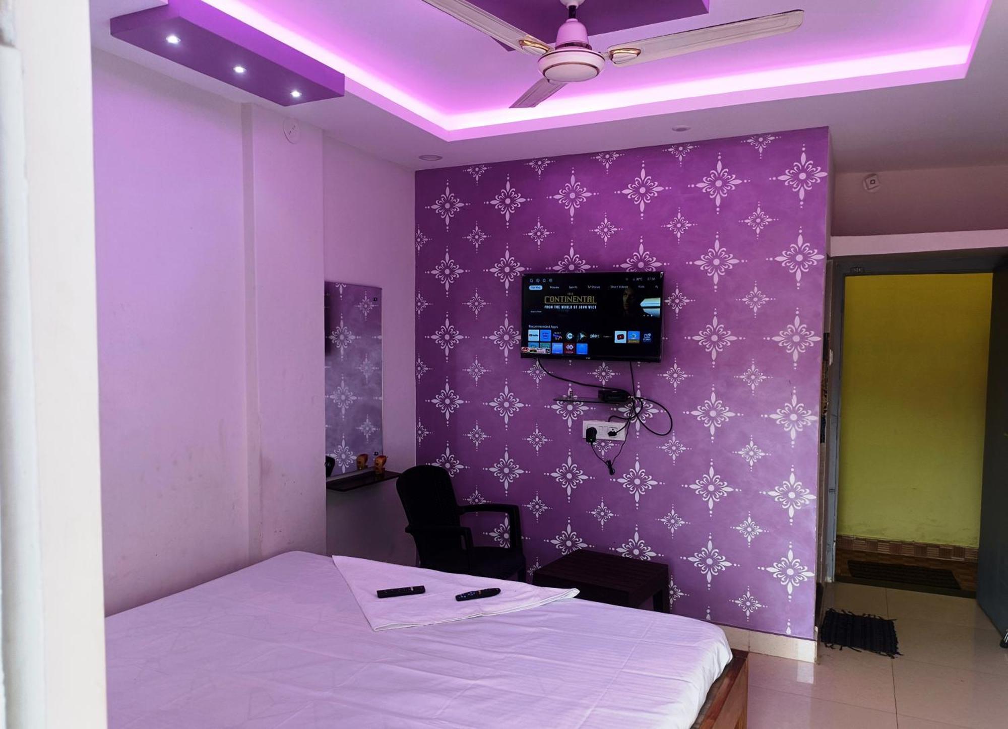 Hotel Grand View Пури Екстериор снимка