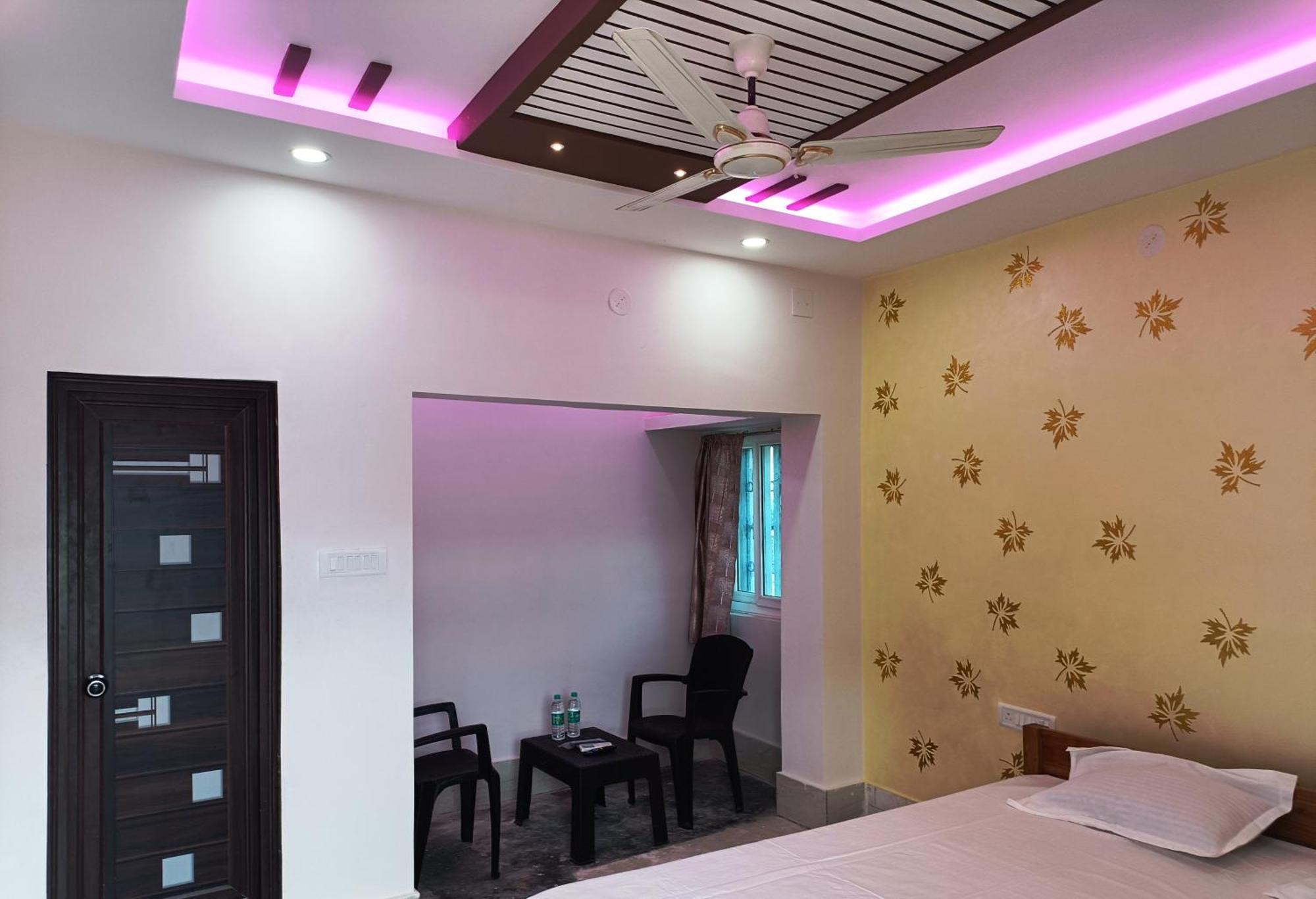 Hotel Grand View Пури Екстериор снимка