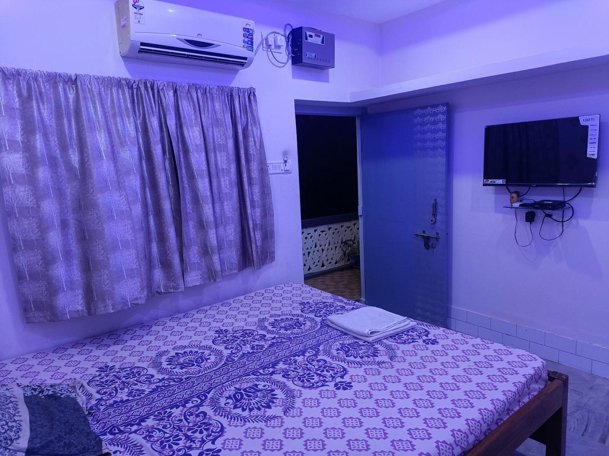 Hotel Grand View Пури Екстериор снимка